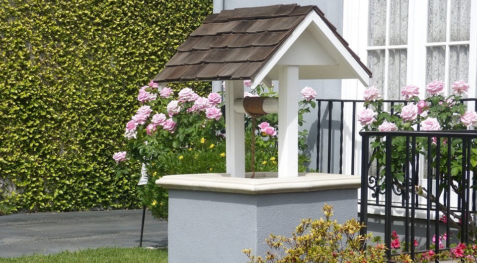 Дизайн колодца своими руками: создаем уникальное украшение для дачного участка